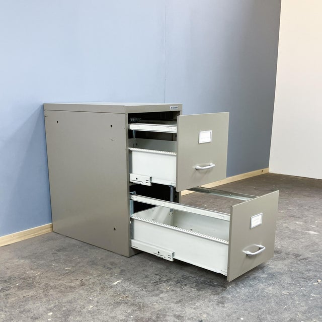 Metal Painted Steel Office Cabinet from Pohlschröder, 1970s For Sale - Image 7 of 9