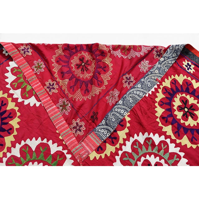 Vintage Hand Embroidered Suzani Wall Hanging, 1920s For Sale - Image 17 of 18