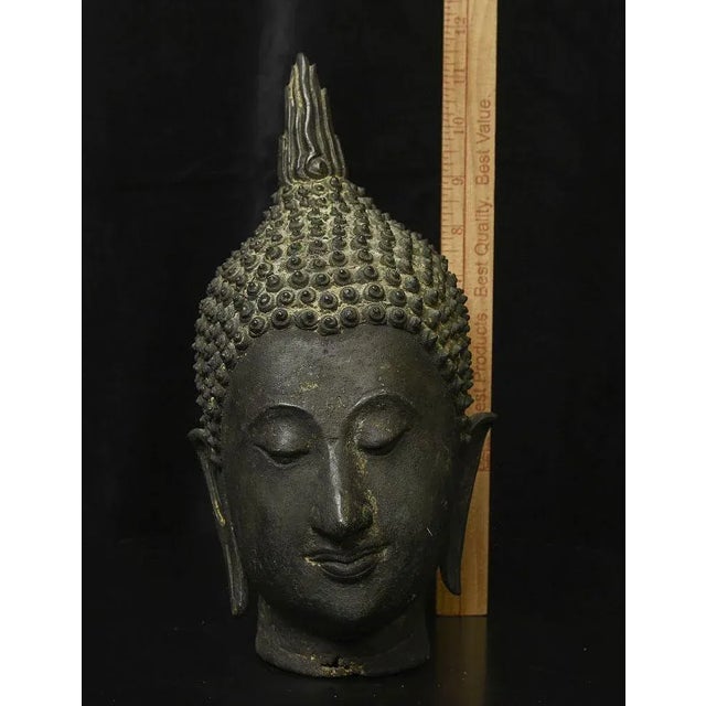 Traditional Antique Thai Bronze Head of the Walking Buddha, Sukhothai Tradition For Sale - Image 3 of 12
