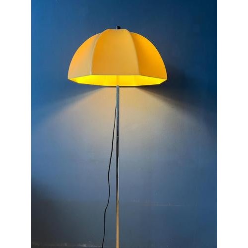 Vintage Space Age Flower Floor Lamp For Sale - Image 3 of 13