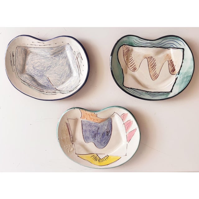 Pink 1980s Loughran Unique Abstract 43 Piece Ceramic Dinner Set, Kidney Shaped For Sale - Image 8 of 18