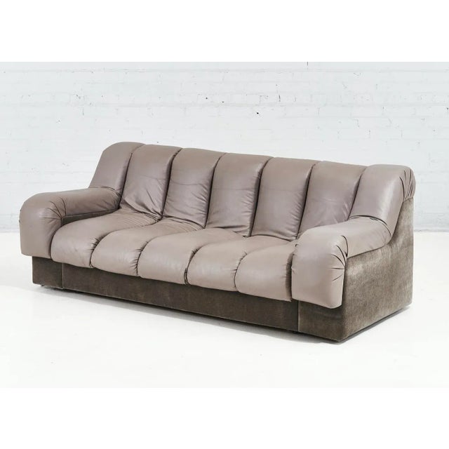 Style Steve Chase Non Stop Channeled Tufted Sofa, 1970 For Sale - Image 10 of 10