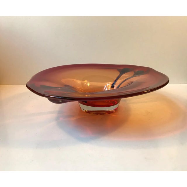 Large Murano Centerpiece Bowl by Archimede Seguso, 1950s For Sale - Image 10 of 10