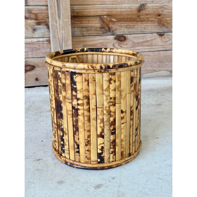 Mid 20th Century Vintage Coastal Tortoise Bamboo Wastebasket / Cachepot Planter For Sale - Image 5 of 9