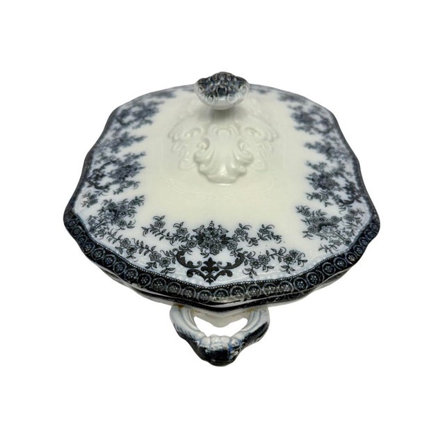 Antique New Wharf Pottery Regent Semi Porcelain Covered Tureen Transferware. Made in England (1880-1900). This beautiful...