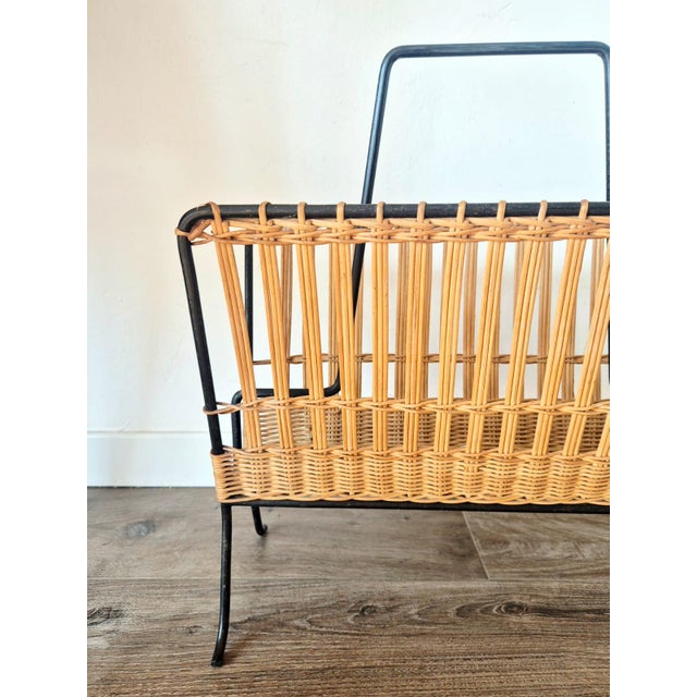 Black Mid-Century Modern Woven Rattan and Black Wrought Iron Magazine Rack, 1950s For Sale - Image 8 of 12
