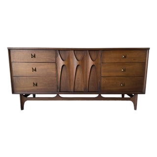 1970s Mid Century Modern Broyhill Brasilia Walnut Credenza Dresser For Sale