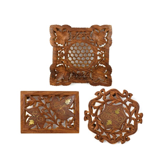 Late 20th Century Hand Carved Floral Design Wooden Inlaid Brass Footed Trivets - 3 Pieces For Sale - Image 11 of 11