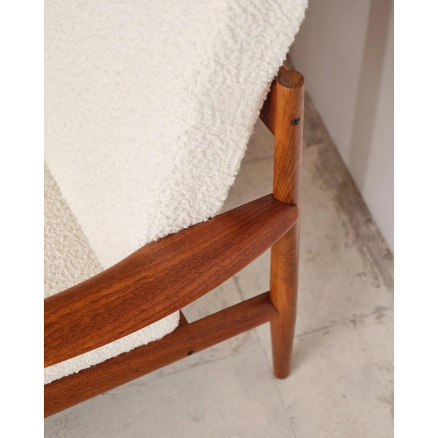 Three-Seater Sofa Model 118 in Teak with Bouclé Upholstery by Grete Jalk for France & Søn, Denmark, 1950s For Sale - Image 12 of 18