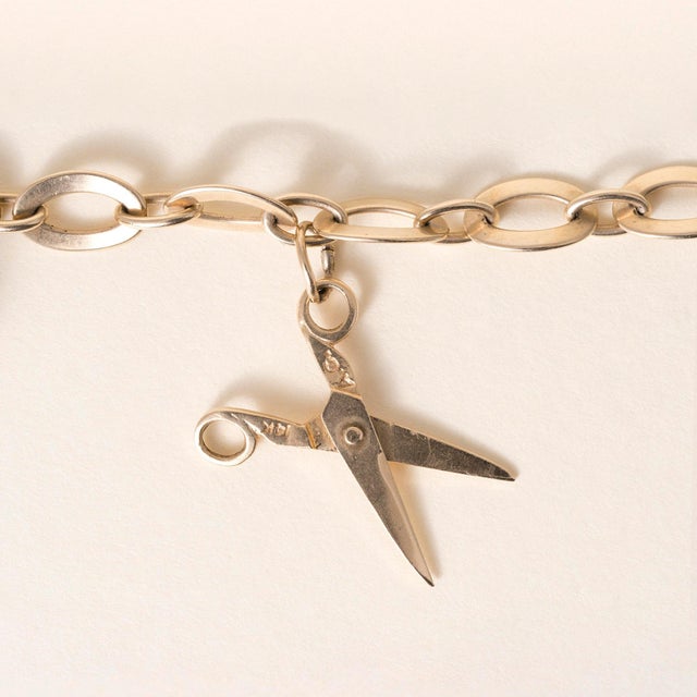 Vintage 14k Yellow Gold Multi Objects Charm Bracelet For Sale - Image 4 of 10