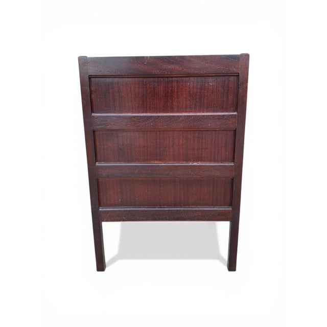 2000 - 2009 Dessin Fournir Handley Bowfront Chests- A Set of 2 For Sale - Image 5 of 11