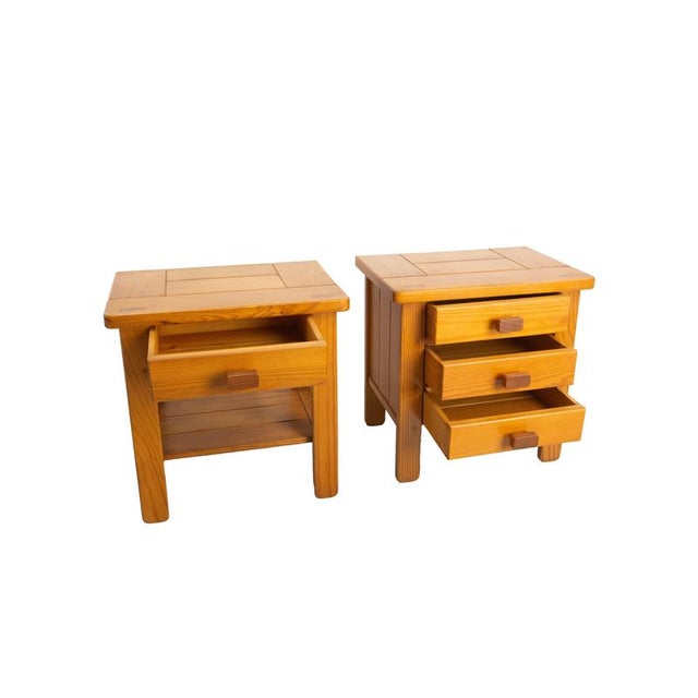 French Nightstands in Pine, 1970s, Set of 2 For Sale - Image 11 of 15