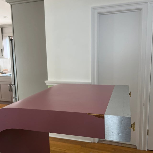 1980 Mauve Laminate Waterfall Console Table For Sale - Image 4 of 4