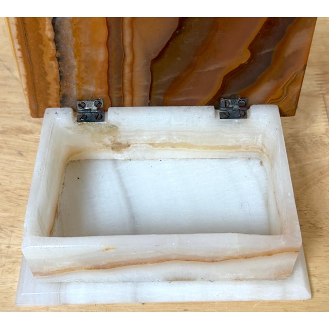 Italian Specimen Agate and Alabaster Hinged Table Box, Circa 1950s For Sale - Image 18 of 18