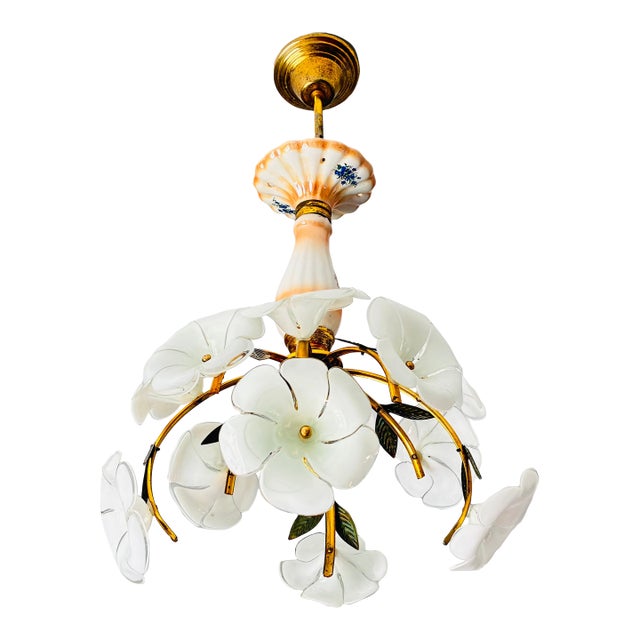 Mid 20th Century Italian Handmade Porcelain & White Murano Glass Daisy Chandelier For Sale
