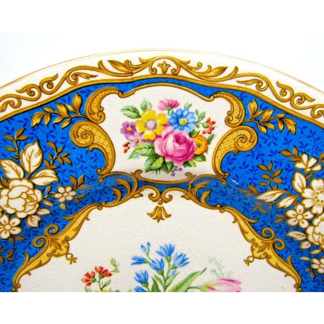 English 1920s Myott "The Bouquet" Cobalt Blue and Gold-Gilded Dinner Plates P. Granet - Set of 6 For Sale - Image 3 of 9