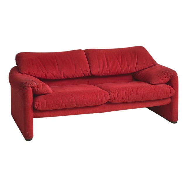 Italian Red ‘Maralunga’ Loveseat by Vico Magistretti for Cassina, 1970s For Sale