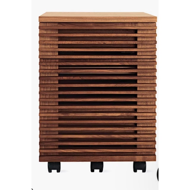 Mid-Century Modern DWR "Line File Pedestal" File Cabinet by Nathan Yong For Sale - Image 3 of 3
