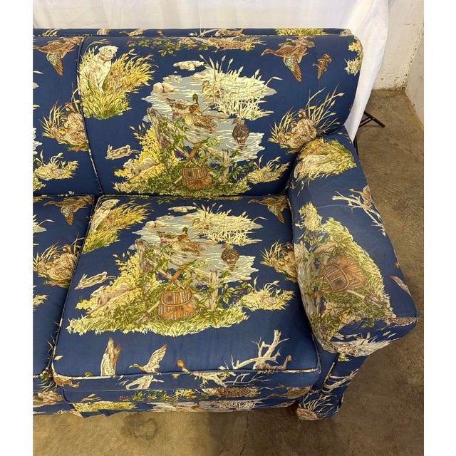 Vintage Bench-Made 3-Piece Living Room Set in Schumacher "Dog & Duck" Indigo Linen – Sofa & 2 Matching Chairs For Sale - Image 4 of 18