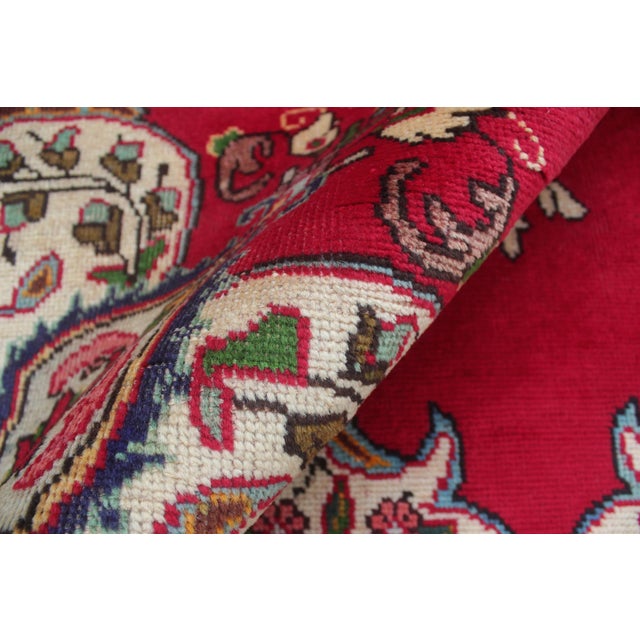 Vintage Shabby Chic Tabriz Red/Blue Wool Rug - 6'9'' X 9'5'' For Sale In New York - Image 6 of 9