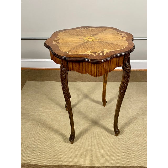 Traditional Early 20th Century Floral Inlaid Table With Carved Legs For Sale - Image 3 of 11