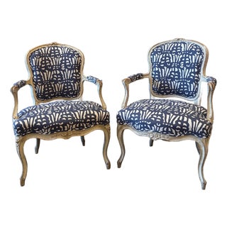 Pair of Early 19th Century French Bergere Chairs Upholstered in Raoul Textiles Fabric For Sale