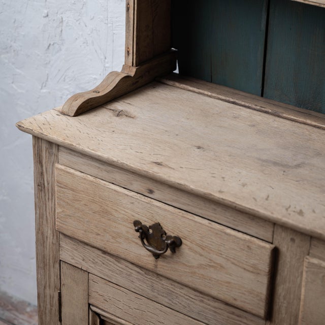 Wood Welsh Oak Dog Kennel Dresser, c.1800 For Sale - Image 7 of 18