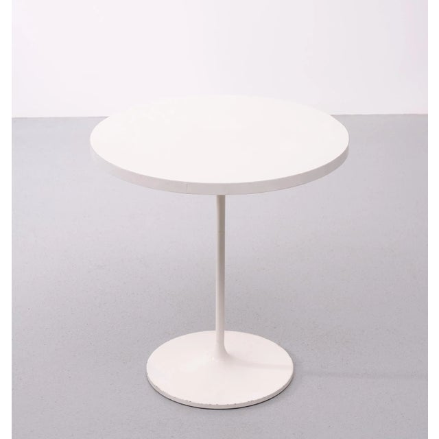 White Vintage Scandinavian Tulip Side Table, 1960 For Sale - Image 8 of 8