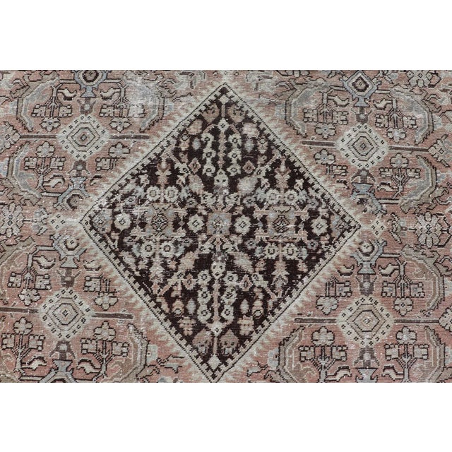 Early 20th Century Vintage Persian Sultanabad-Mahal Rug With Sub-Geometric Diamond 9'0" X 11'10" For Sale - Image 5 of 12