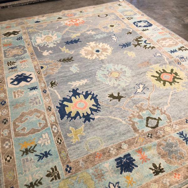 Turkish Oushak Rug in Soft Gray With Turquoise Border and Floral Motifs, 9' X 12' For Sale - Image 4 of 6