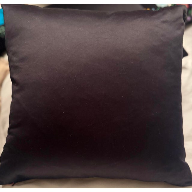 Set of 3 Gucci “Flora” Silk-Twill Pillows — Black Multicolor F in Loral — Signed Gucci — 16 X16 For Sale In Los Angeles - Image 6 of 7