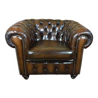 Vintage Mid-Century English Tobacco Brown Leather Chesterfield Club Chair For Sale