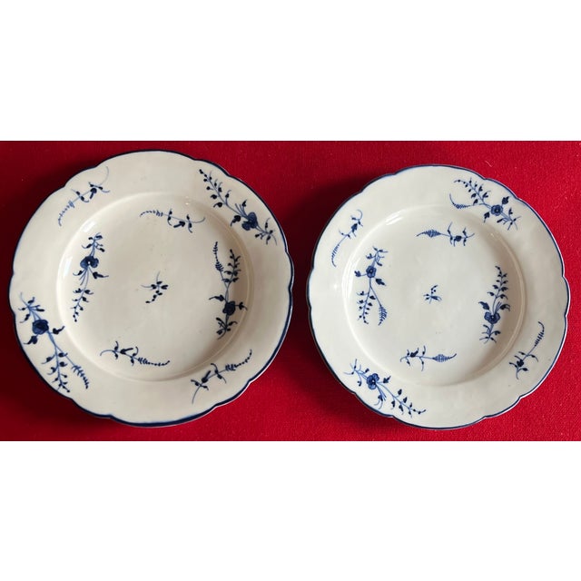 Ceramic Antique 18th Century French Louis XV Chantilly Porcelain Dinner Plates in Blue and White Sprig, Circa 1760 - Set of 8 For Sale - Image 7 of 13