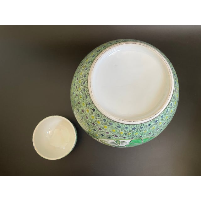 Ceramic Chinese Famille Verte Porcelain Ginger Jar With Lotus Pond Scenery For Sale - Image 7 of 15