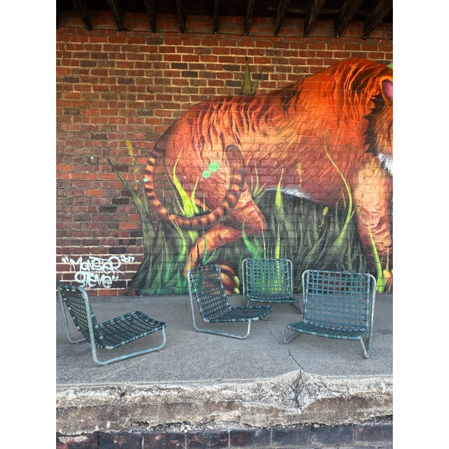 Mid-Century Modern American Mid-Century Outdoor Aluminum Beach Chair For Sale - Image 3 of 8