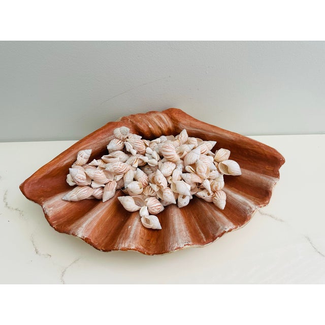 Mid 20th Century Papier - Mâché Monumental Clam Shell Sculpture in the Style of Sergio Bustamante For Sale - Image 9 of 10