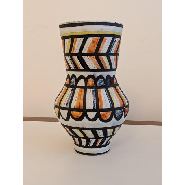 Vase Diabolo from Roger Capron, 1950s, in Very Good conditions. Designed 1950 to 1959 This piece has an attribution mark,...