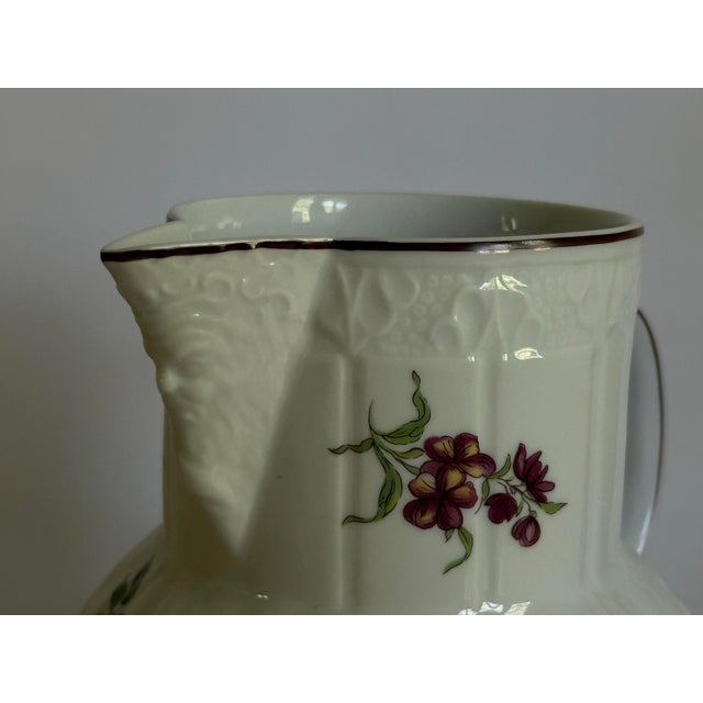 Ivory 1990s Mottahedeh Williamsburg Chelsea Bird Porcelain Pitcher by Vista Alegre, Portugal For Sale - Image 8 of 12