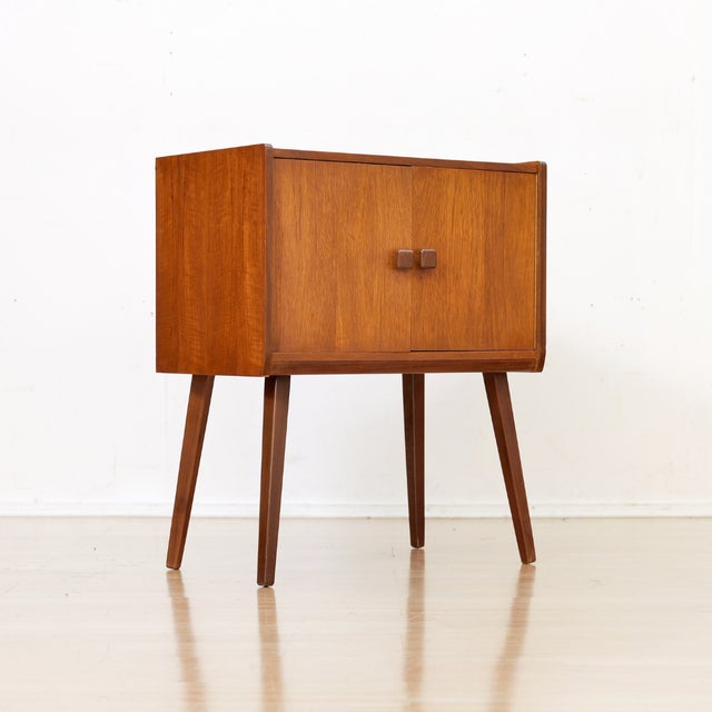 Mid Century Record Storage Cabinet in Teak For Sale - Image 4 of 10