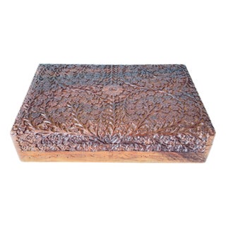Antique Anglo-Indian Kashmir Hand-Carved Wood Jewelry Box Velvet Lined 1920s For Sale