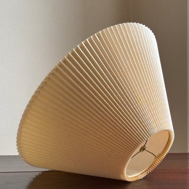 Metal Mid-20th Century Knife Pleated Lamp Shade in Crème For Sale - Image 7 of 17