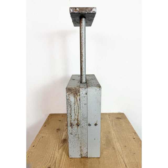 Industrial Square Double Sided Factory Ceiling Clock from Pragotron, 1970s For Sale - Image 10 of 18