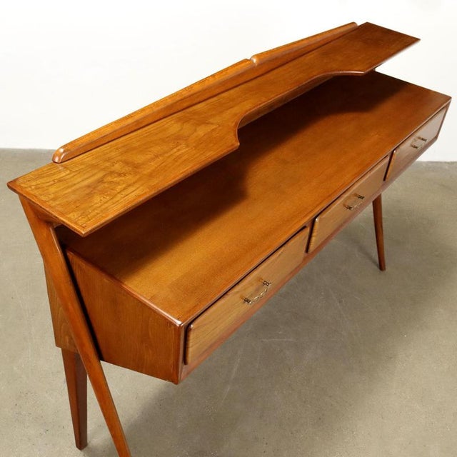 Vintage Console Table in Oak Veneer and Brass, 1950s For Sale - Image 3 of 9