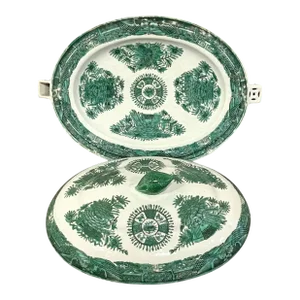 19th Century Chinese Export Green 'Fitzhugh' Hot Water Platter- Tureen *