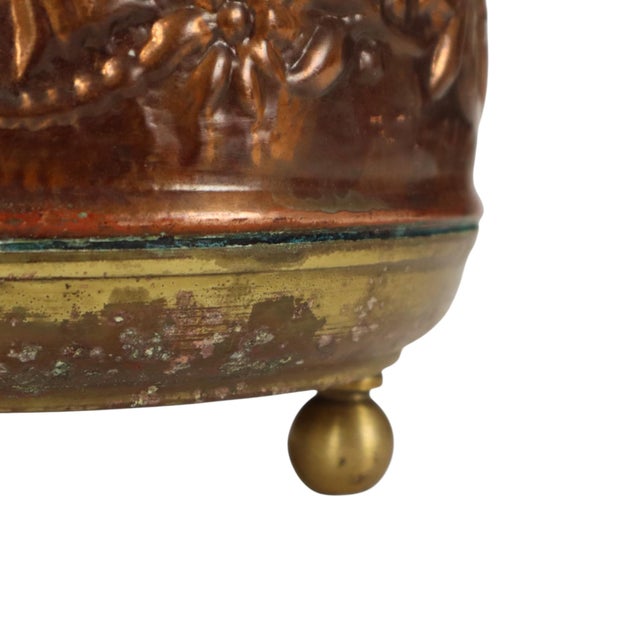 Repoussé Flower Pot in Red Copper and Brass, 1900s For Sale - Image 11 of 16