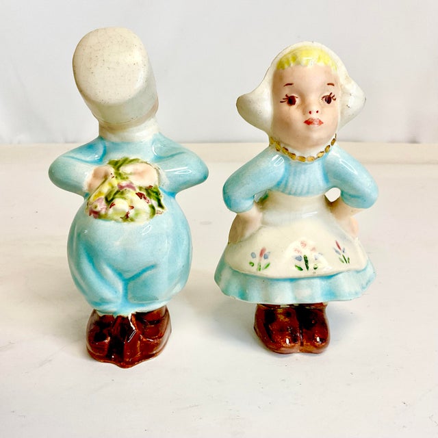 1940s Vintage Boho Chic Kissing Dutch Kids Figurines - A Pair For Sale - Image 6 of 7