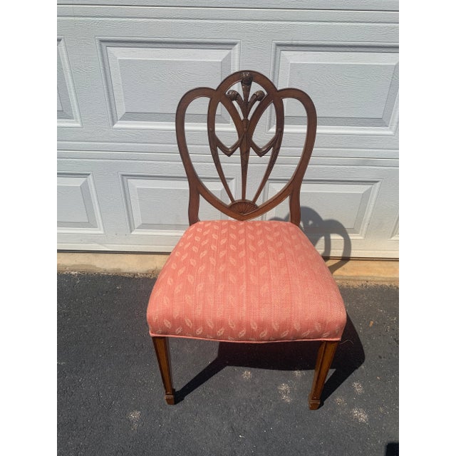 Set of 4 Hepplewhite-Style Shield-Back Dining Chairs With Coral Jacquard Upholstery, C. Mid-20th Century For Sale - Image 9 of 10