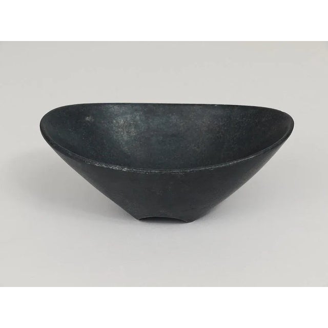 1950s Mid-Century Black Cast Iron or Ashtray Bowl attributed to Carl Auböck, Austria, 1950s For Sale - Image 5 of 10