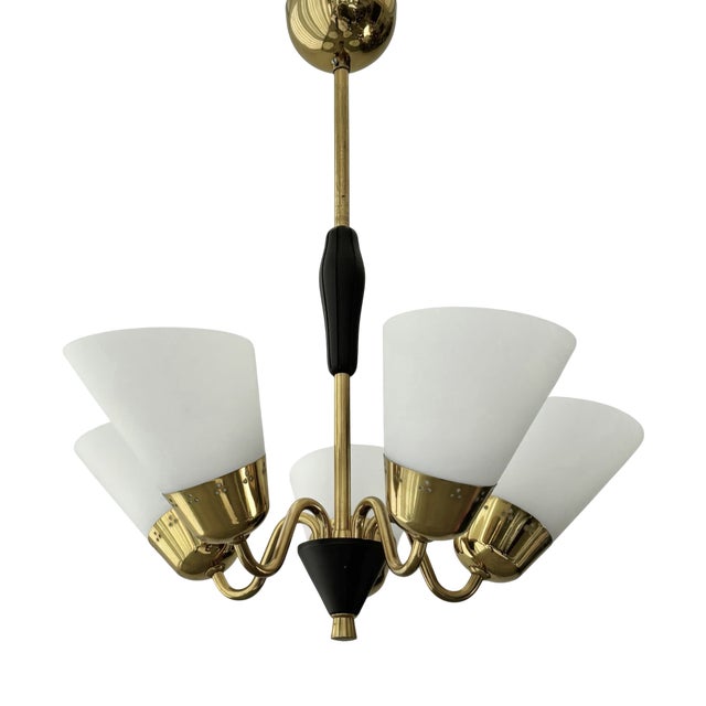 Mid-Century Modern Scandinavian Chandelier in Brass and Glass, 1940s For Sale