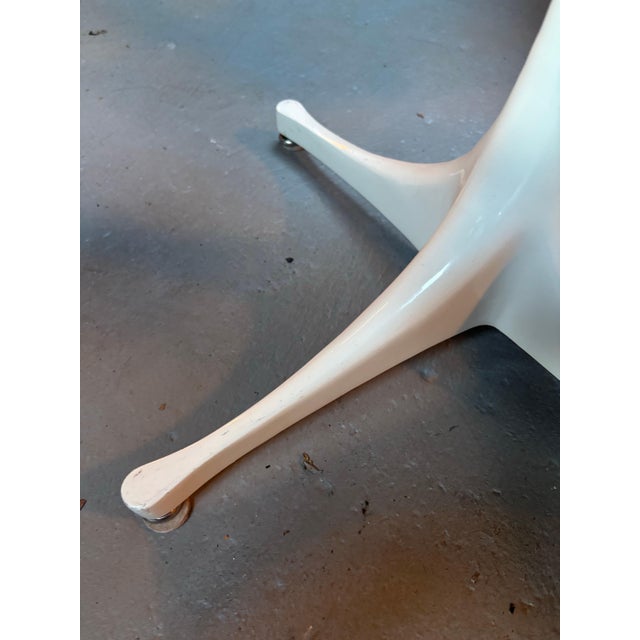 White George Nelson for Herman Miller Pedestal/ Side Table For Sale - Image 8 of 9